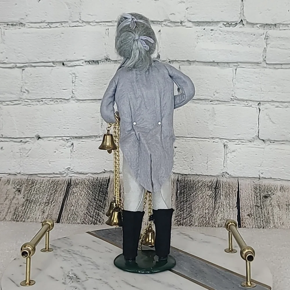 Byers' Choice Caroler 1987-89 Marley's Ghost From 